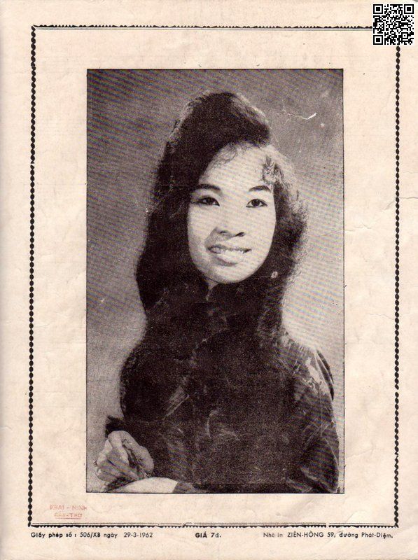 Em đứng đây chờ anh đã từ lâu Sân vắng thưa người đêm cũng buồn theo, Trang 4