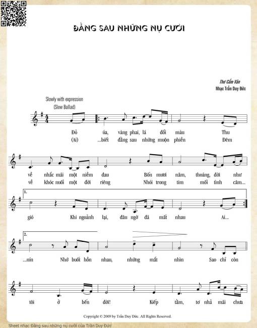 Đằng sau những nụ cười