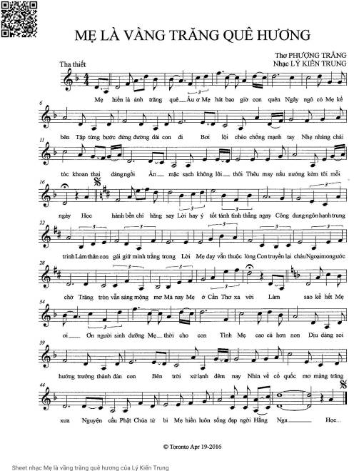 Mẹ là vầng trăng quê hương